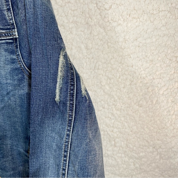 SpongeBob Denim Jean Jacket Off To The Races Women Size Medium Rare - Picture 14 of 16